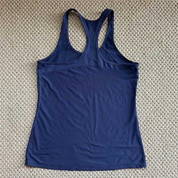 Under Armour Tank - Picture 2 of 3